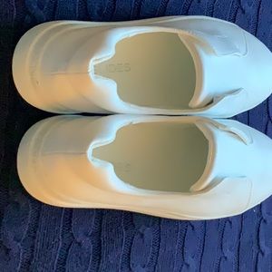 JSLIDES NOEL PLATFORM SNEAKER